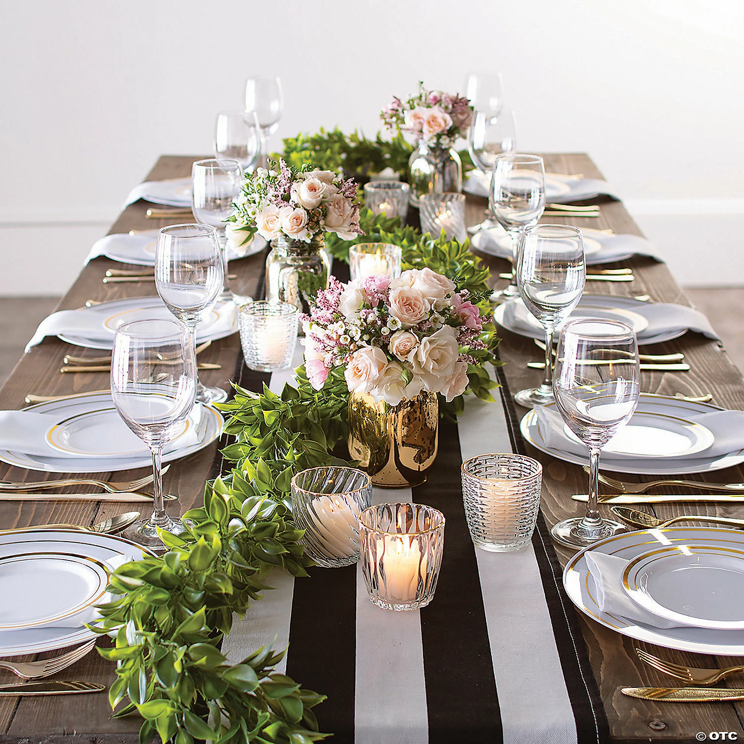 Outlet β€οΈ Clear Gold Trim Votive Holders - 6 Pc. π₯ 2 Outlet β€οΈ Clear Gold Trim Votive Holders - 6 Pc. π₯ - Image 2